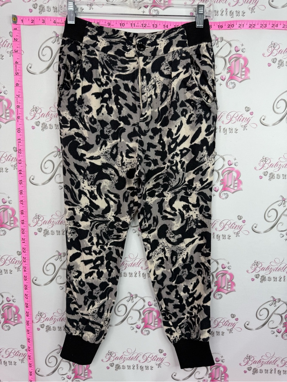 Pants Women's Black & Cream Animal Print Jogger Pants